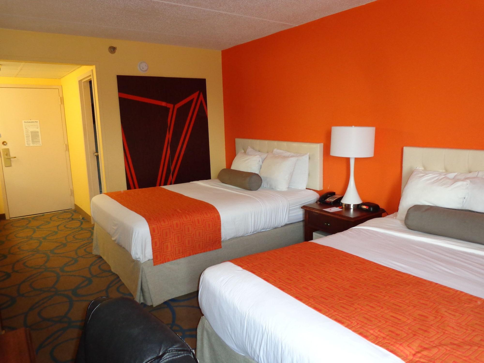 Howard Johnson By Wyndham Suffern Esterno foto